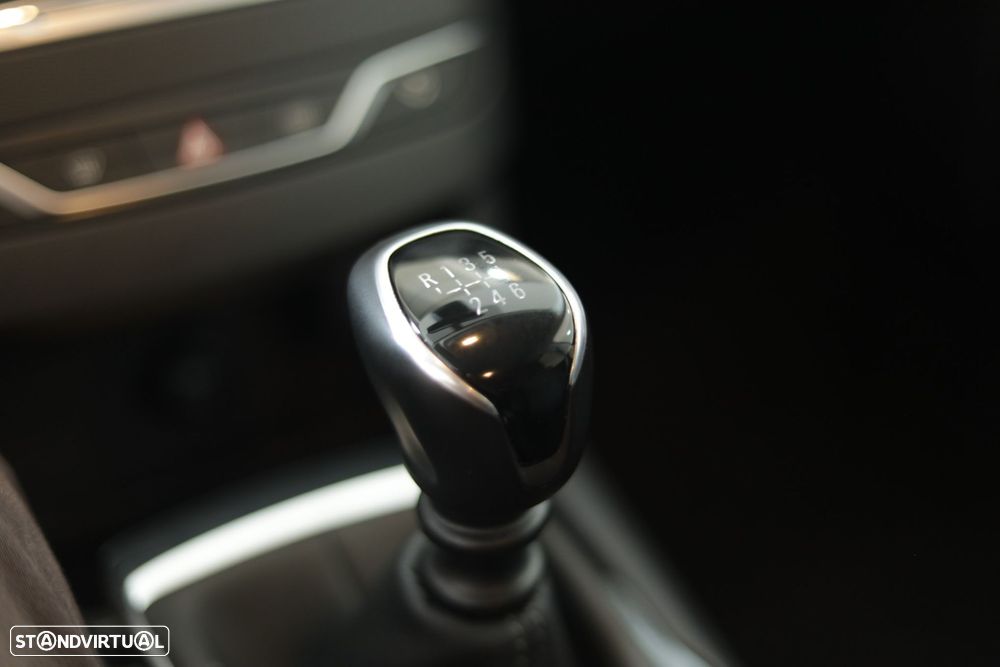 Peugeot 308 SW 1.5 BlueHDi Style - 14