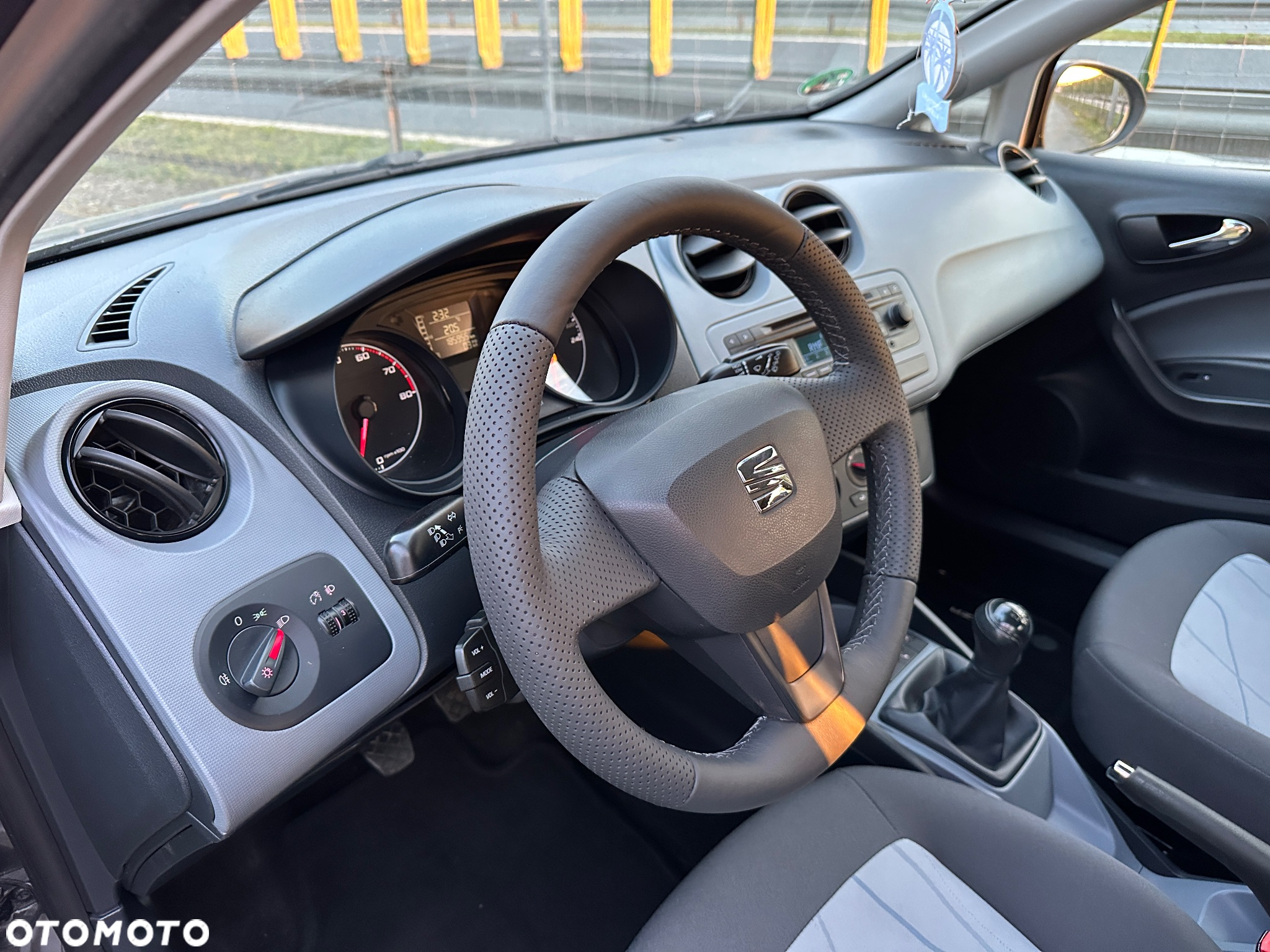 Seat Ibiza 1.2 TSI Ecomotive Style - 6