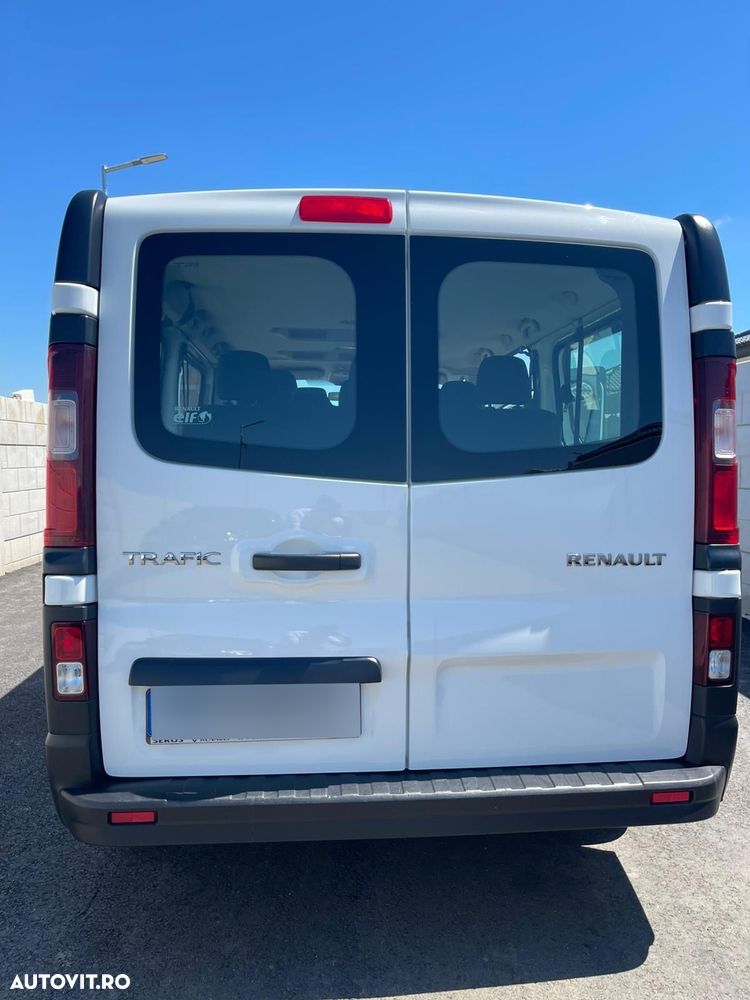 Renault Trafic - 12
