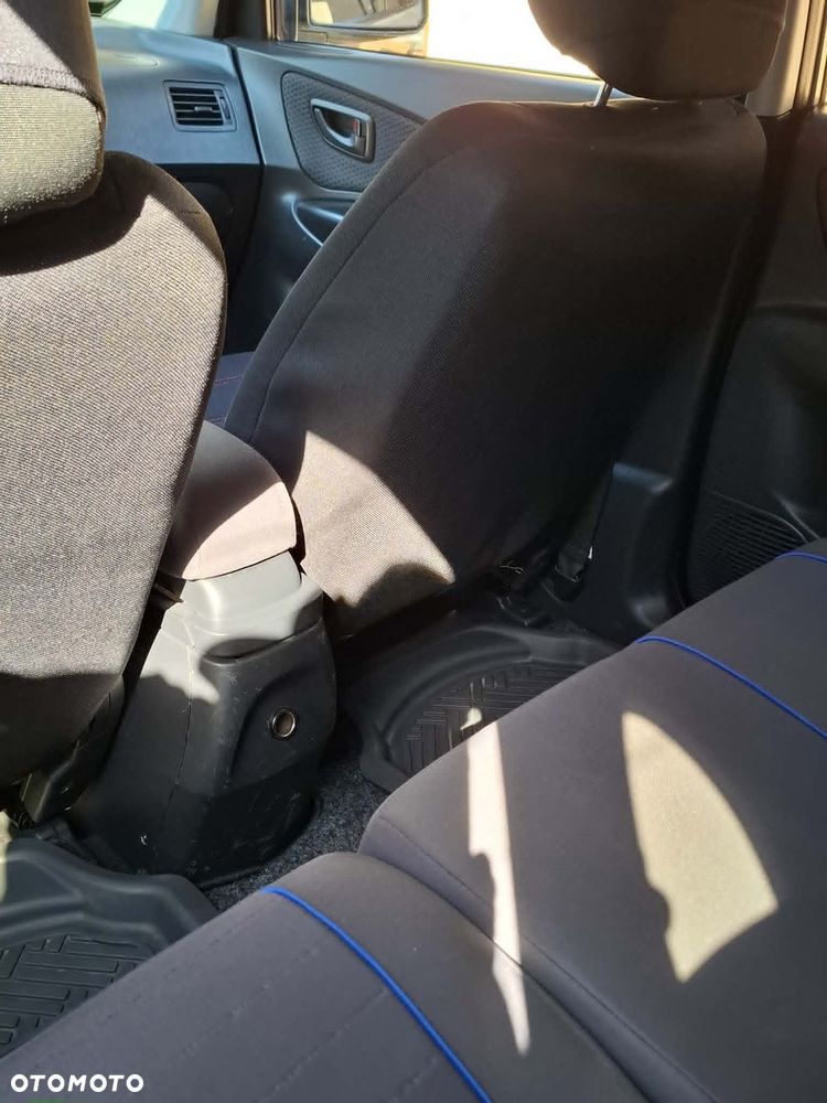 Hyundai Tucson 2.0 Comfort 2WD - 8