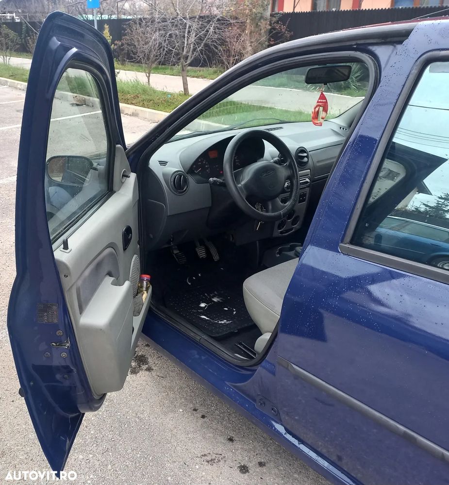 Dacia Logan - 4