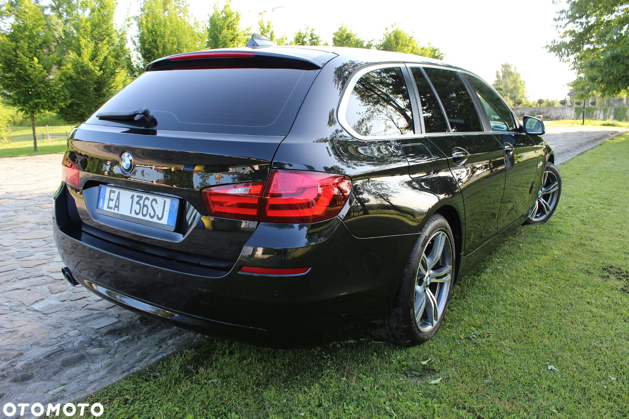 BMW Seria 5 520d Touring Modern Line - 6