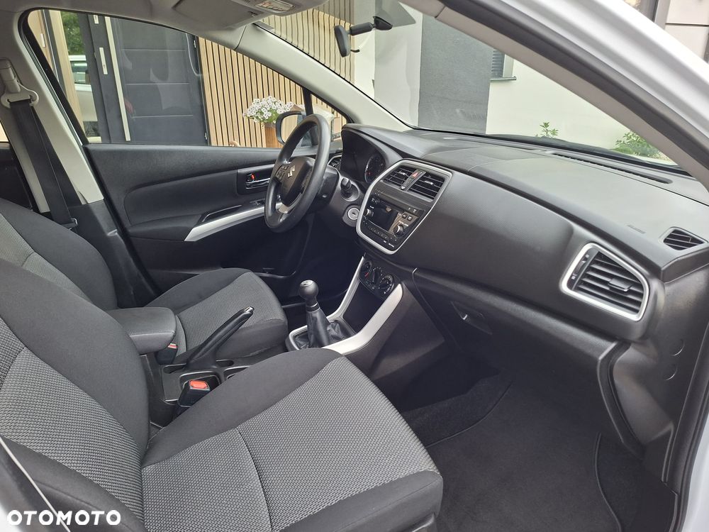 Suzuki SX4 S-Cross - 11