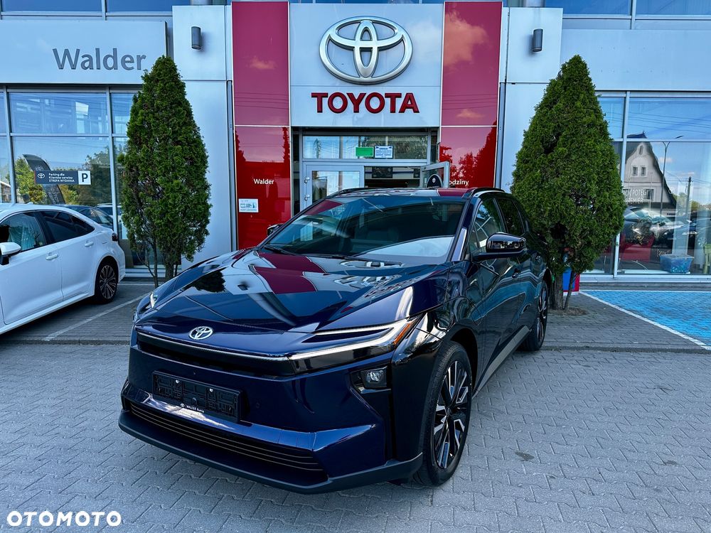 Toyota bZ4X 73.1kWh Executive - 8