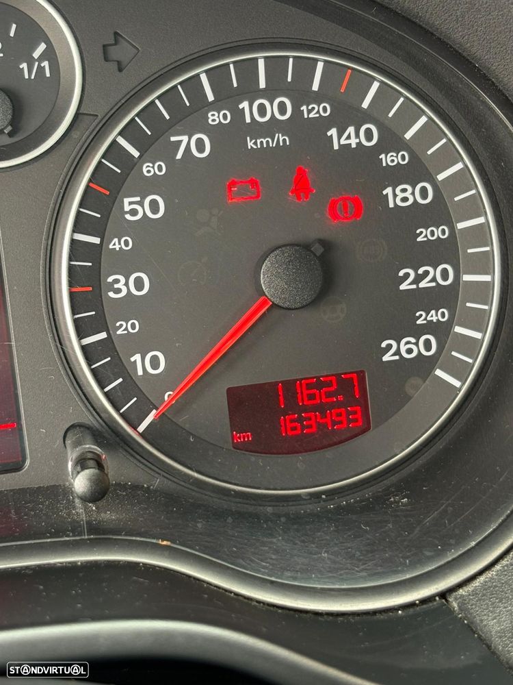 Audi A3 Sportback 1.6 FSi - 4