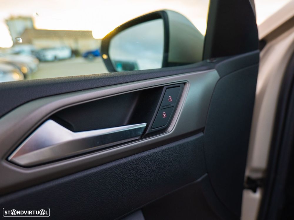 VW Polo 1.6 TDI Confortline - 12