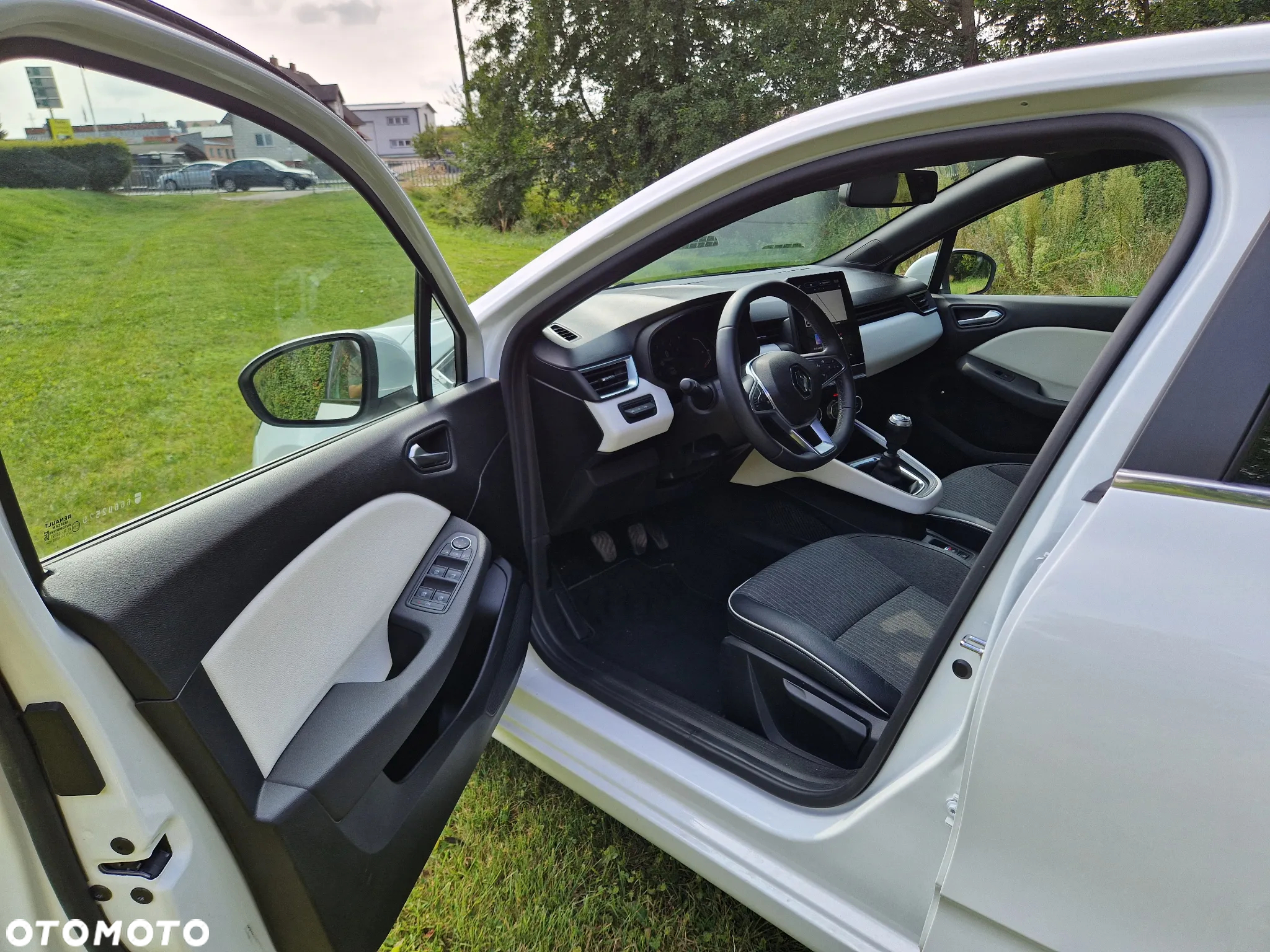 Renault Clio 1.3 TCe Techno - 8