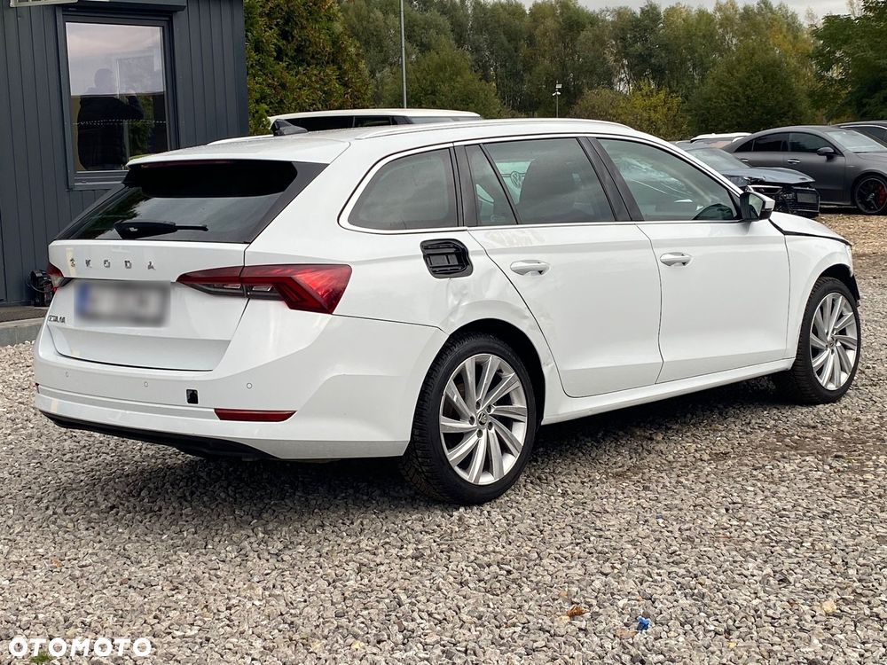 Skoda Octavia 2.0 TSI 4x4 Style DSG - 11