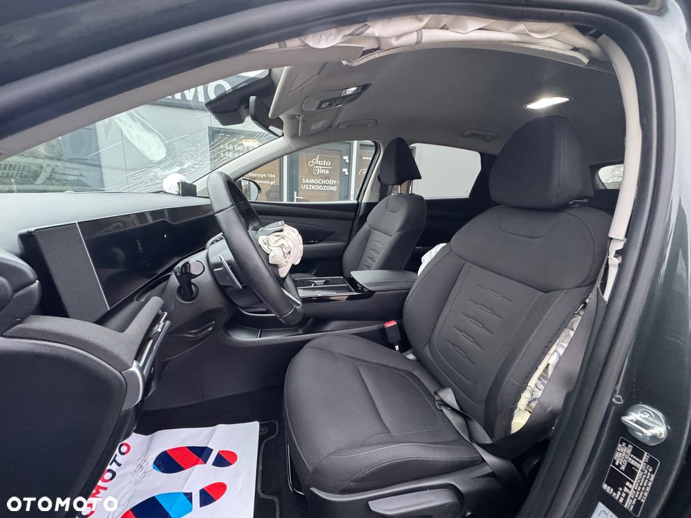 Hyundai Tucson 1.6 T-GDi HEV Smart 2WD - 18