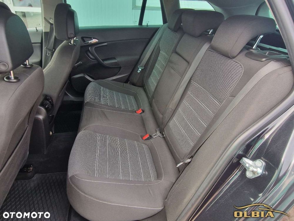 Opel Insignia - 19