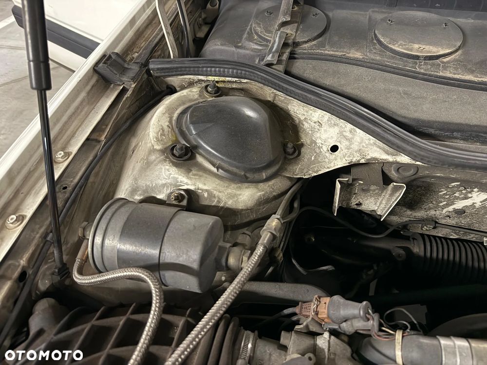 Audi 100 2.2 E - 14