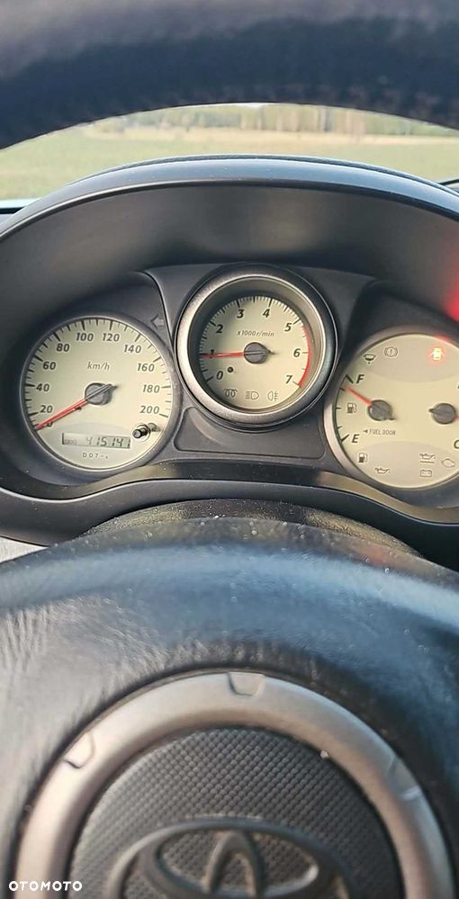 Toyota RAV4 - 6