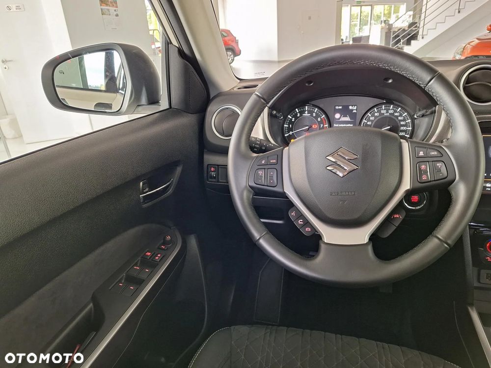 Suzuki Vitara 1.4 Boosterjet mHEV Elegance 2WD - 17
