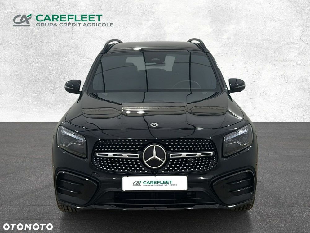 Mercedes-Benz GLB - 2