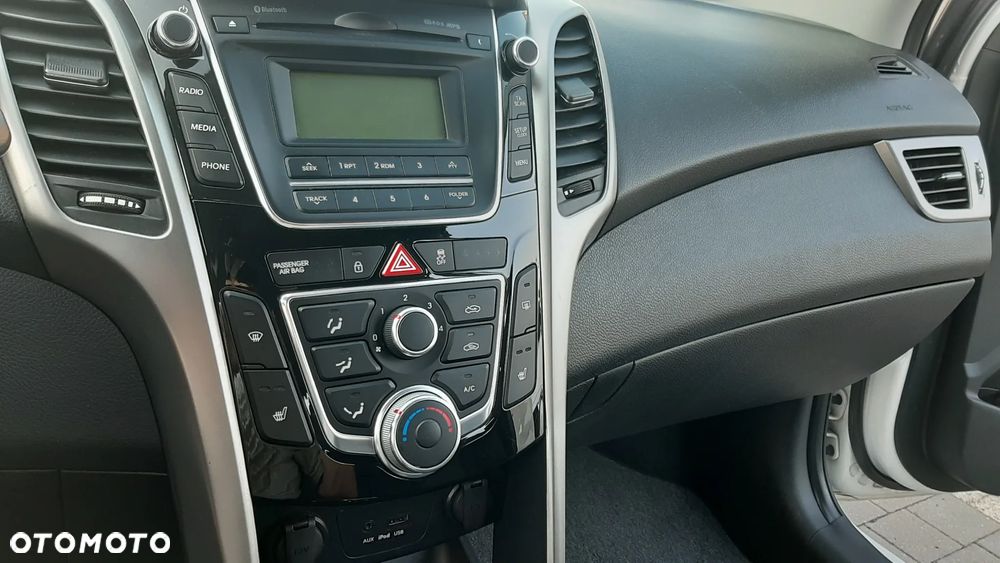 Hyundai i30 1.4 CRDi Trend - 11