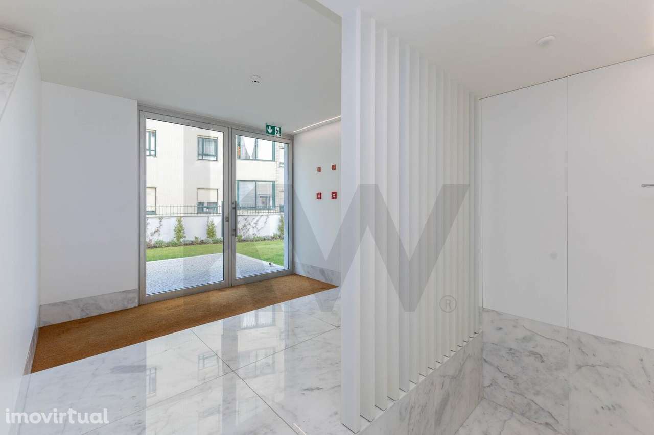 Arrendamento - T1 - Novo nas Antas - Porto - Grande imagem: 2/17