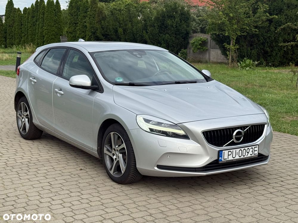 Volvo V40 T2 Drive-E Momentum - 6