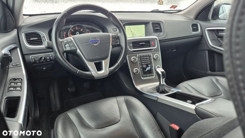 Volvo V60 D2 - 13