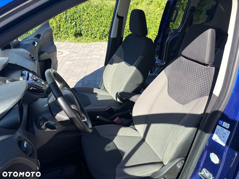 Ford Tourneo Courier 1.0 EcoBoost S&S Titanium - 17