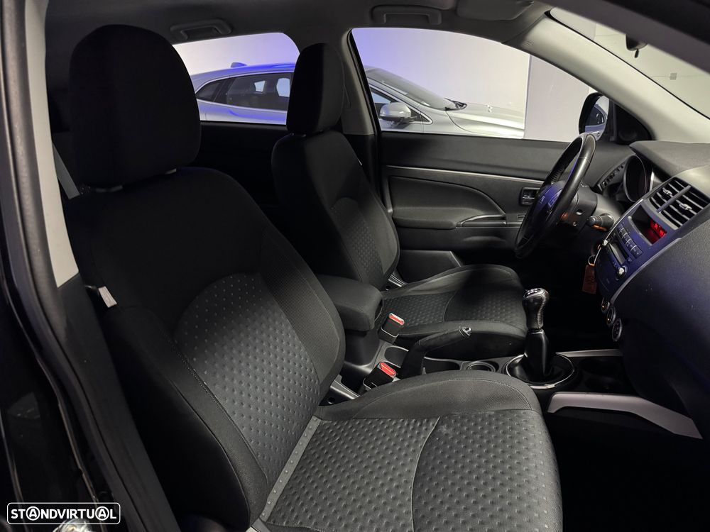 Mitsubishi ASX 1.6 Instyle - 41