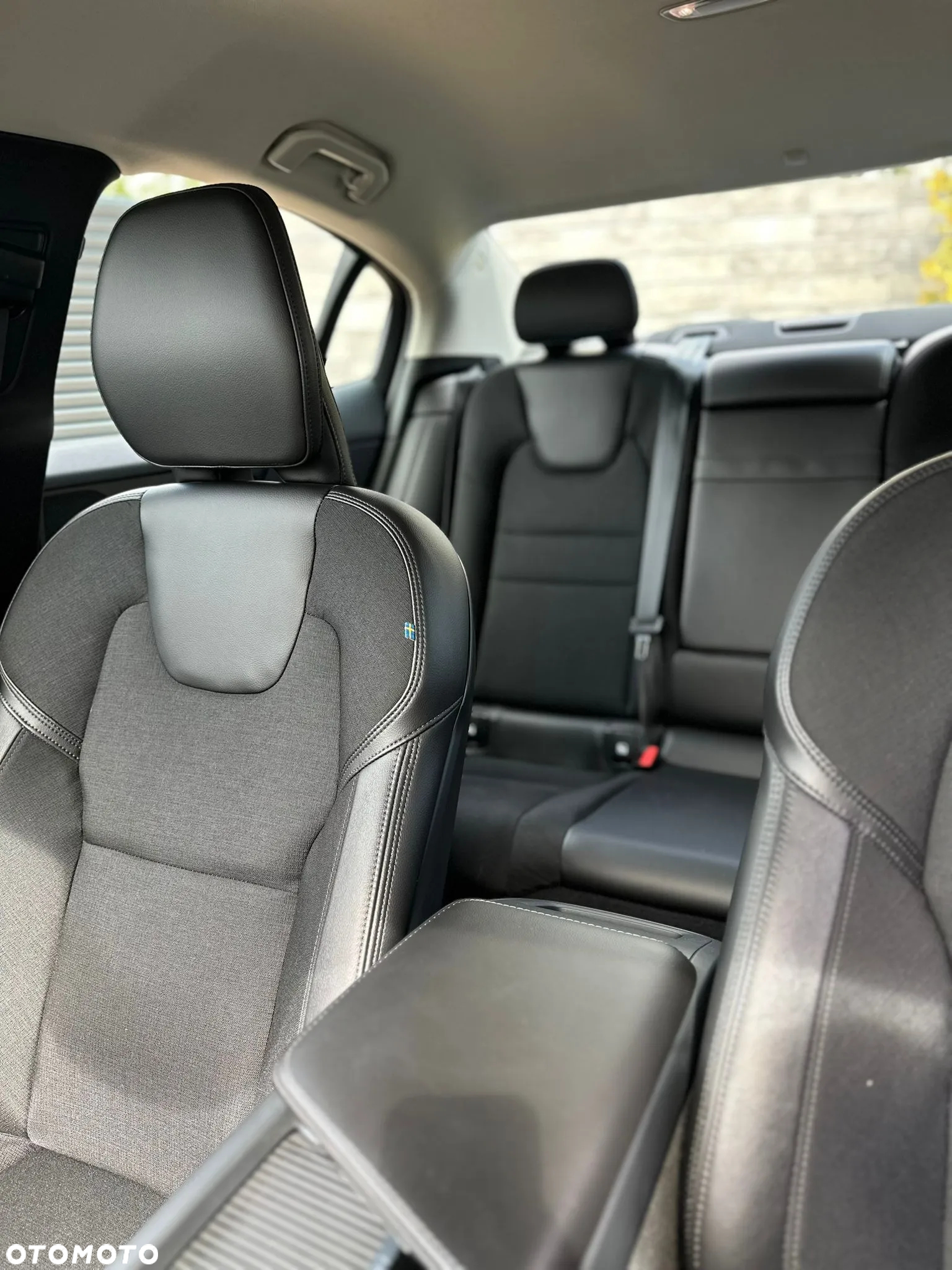 Volvo S60 T4 Drive-E Dynamic Edition (Momentum) - 12