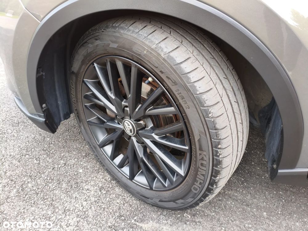 Toyota C-HR 2.0 Business-Edition - 8