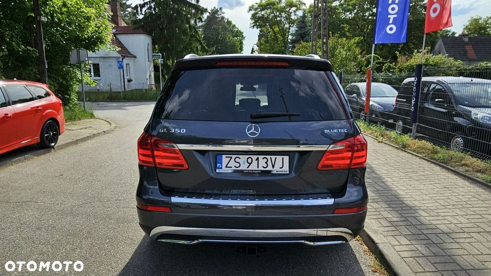 Mercedes-Benz GL - 10