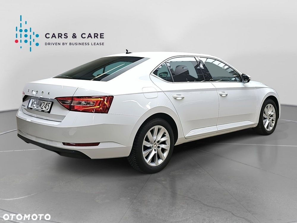 Skoda Superb 2.0 TDI SCR Ambition DSG - 21