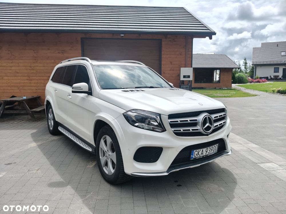 Mercedes-Benz GLS - 2