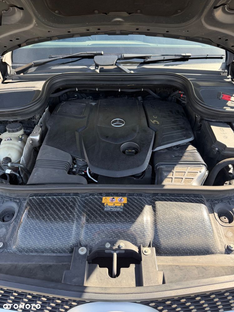 Mercedes-Benz GLE 350 d 4Matic 9G-TRONIC AMG Line - 33