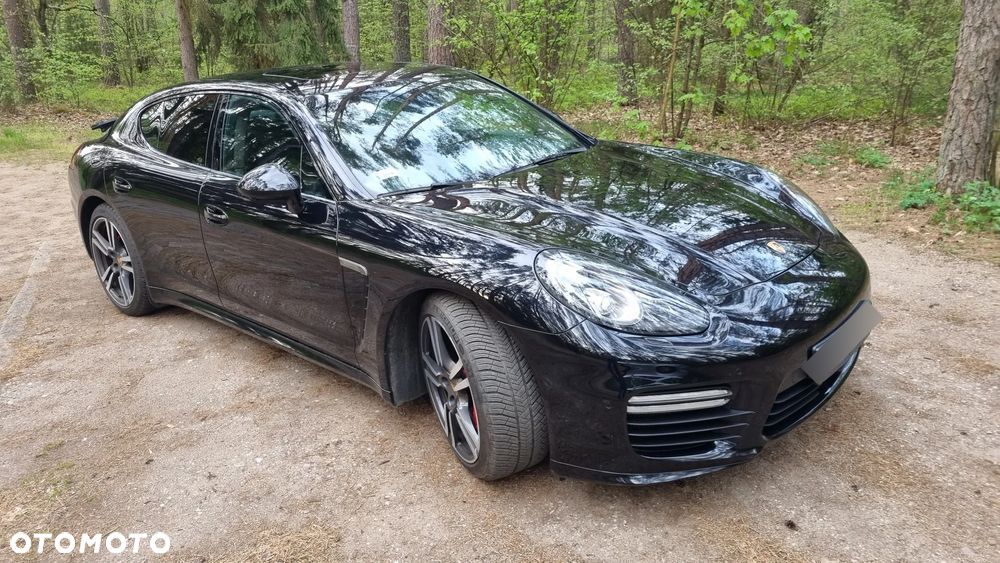 Porsche Panamera Turbo - 23