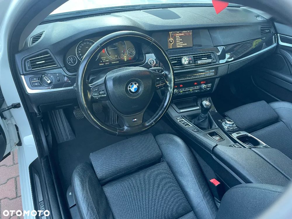 BMW Seria 5 520d Efficient Dynamics - 10