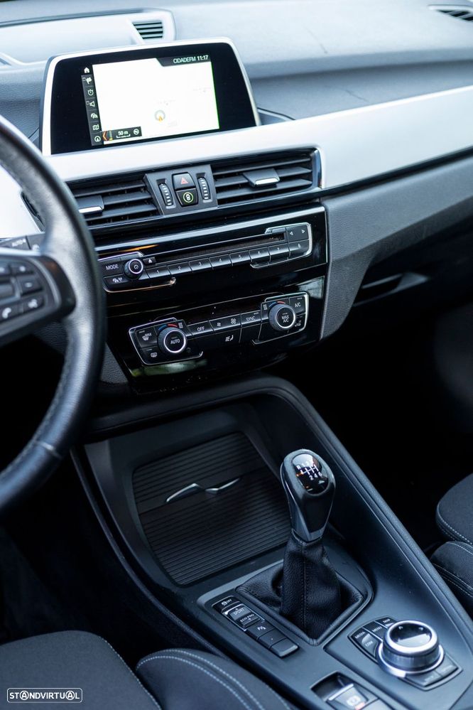 BMW X1 16 d sDrive Advantage - 24