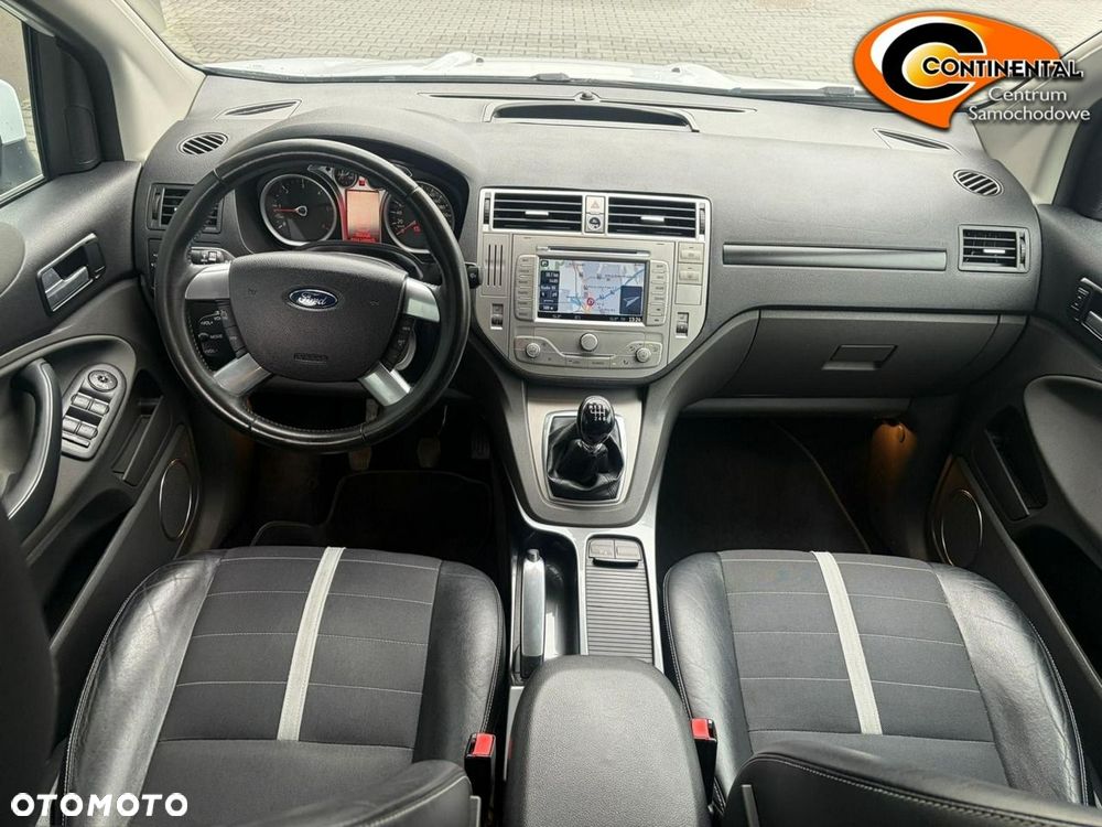 Ford Kuga - 9