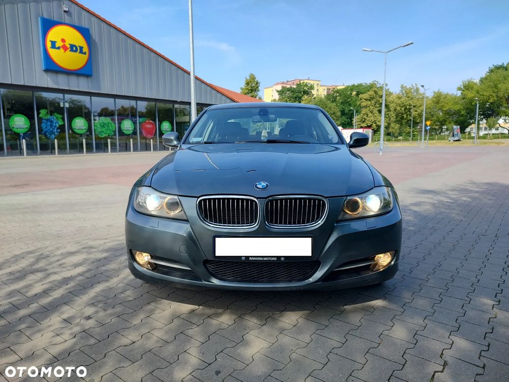 BMW Seria 3 318d - 6