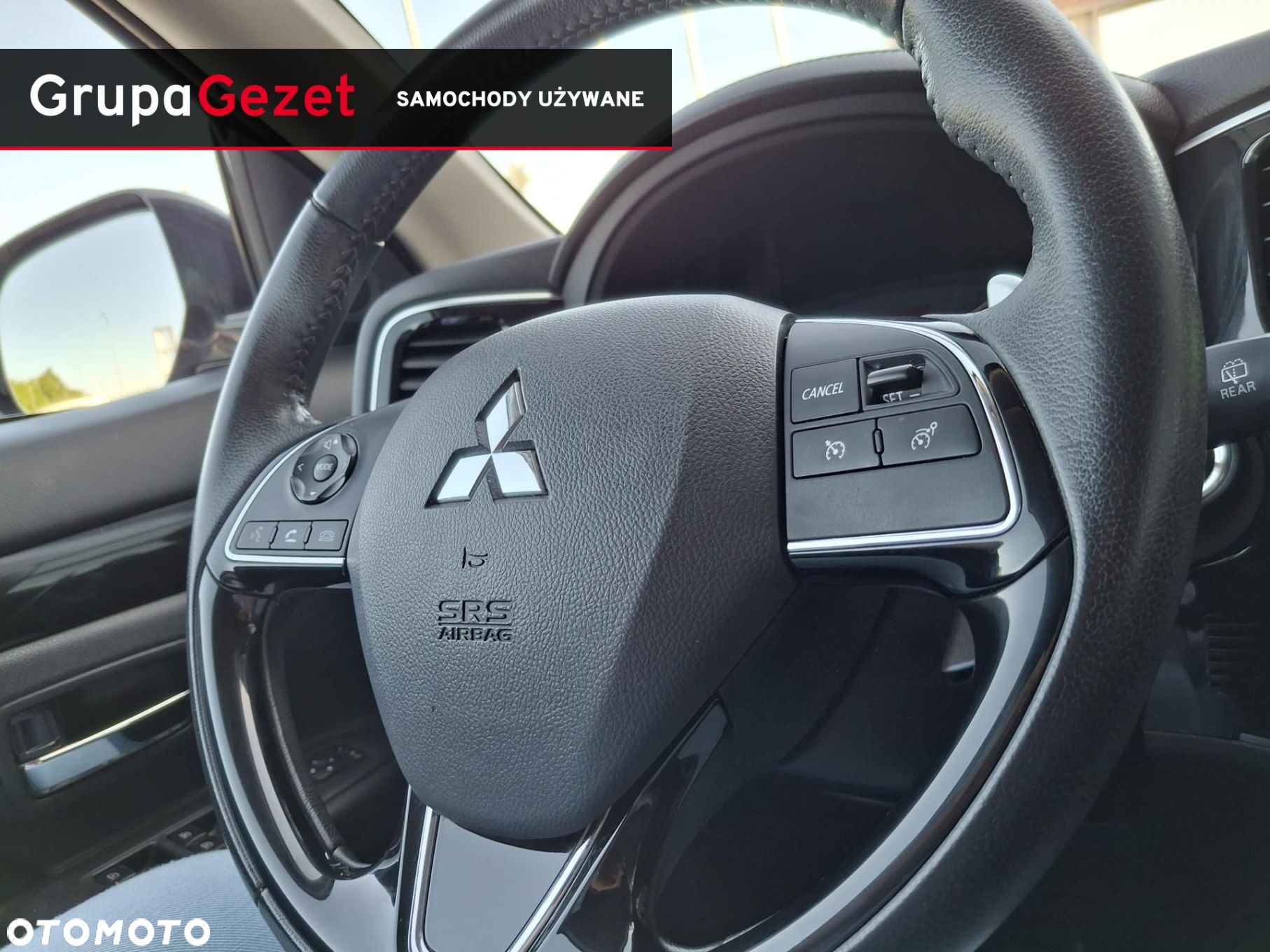 Mitsubishi Outlander - 21