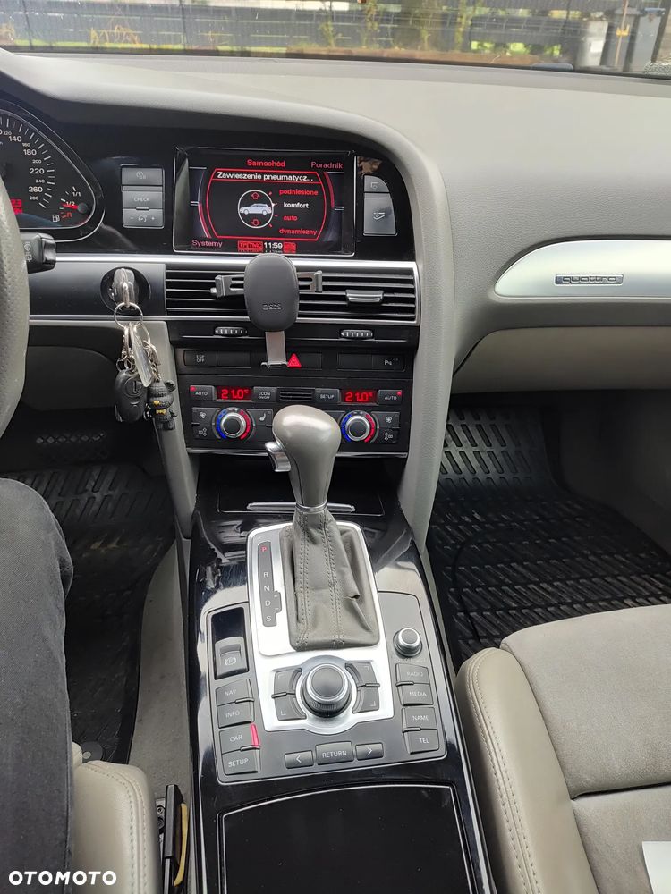 Audi A6 Avant - 10