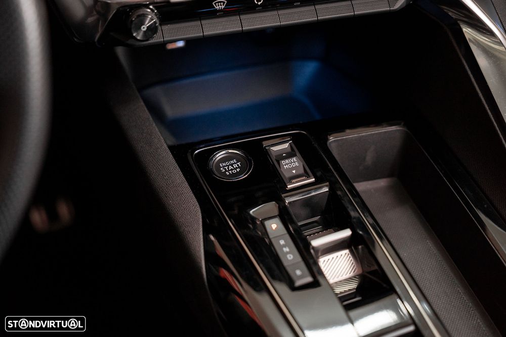 Peugeot 3008 1.6 Hybrid GT e-EAT8 - 13