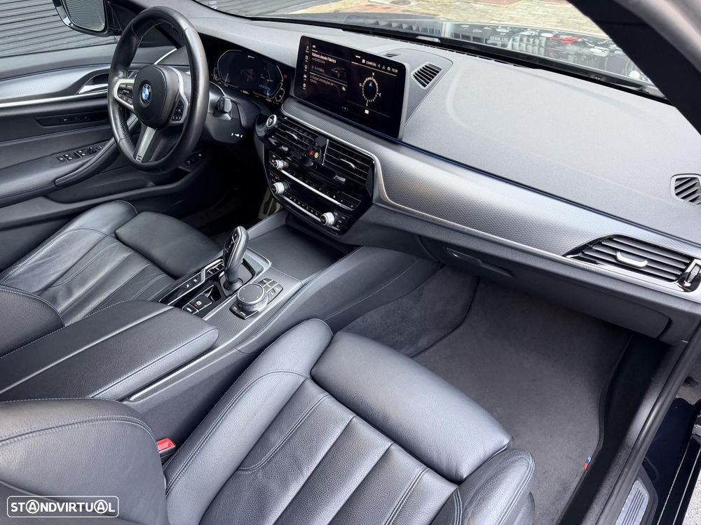 BMW 520 e Pack M - 37
