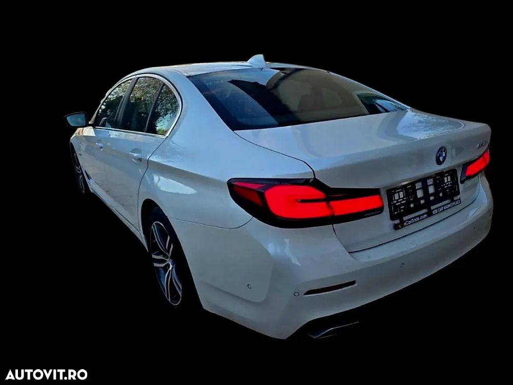 BMW Seria 5 530e Aut. Luxury Line - 4