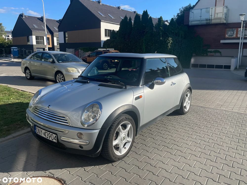 MINI ONE - 6