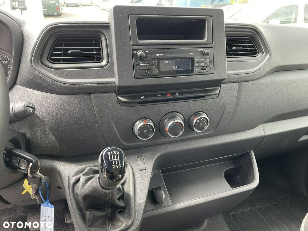 Renault Master - 13