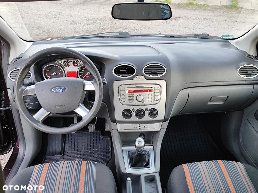 Ford Focus 1.4 FX Gold - 8