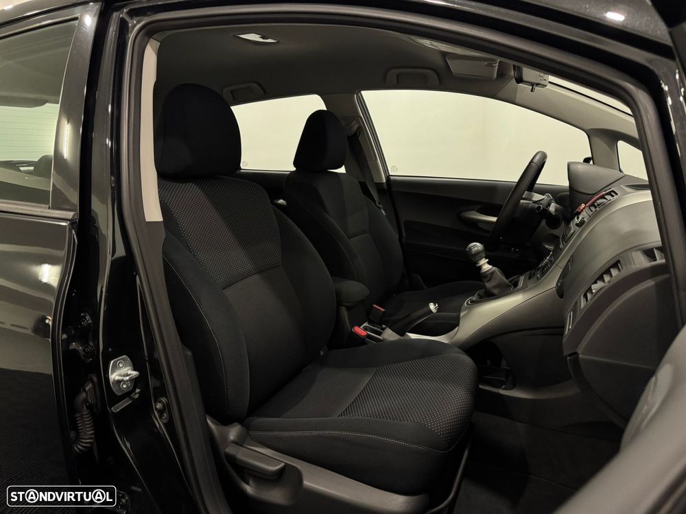Toyota Auris 1.4 D-4D ACtive+AC - 12