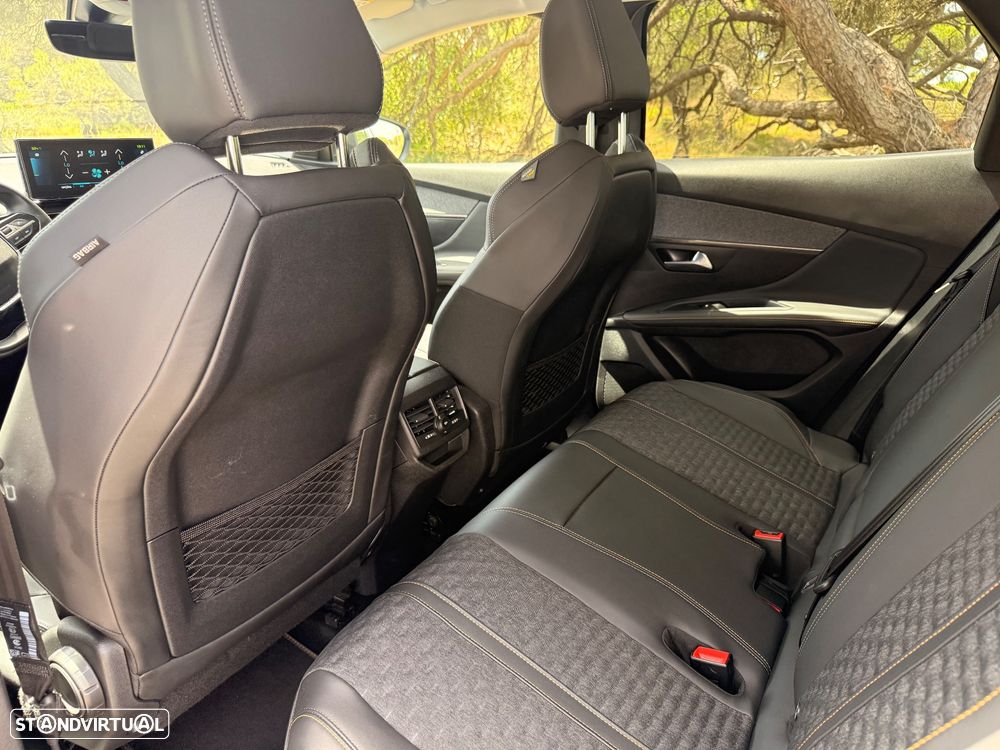 Peugeot 3008 225 e-EAT8 Roadtrip - 19