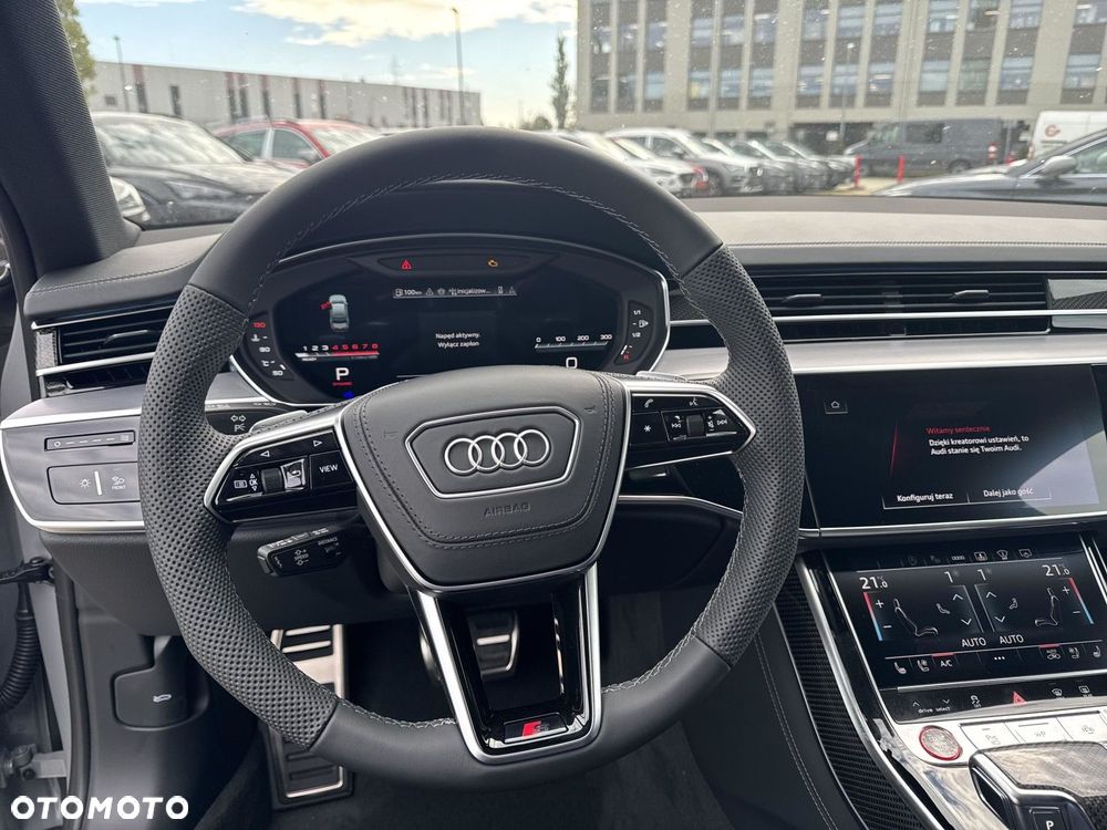 Audi S8 - 23