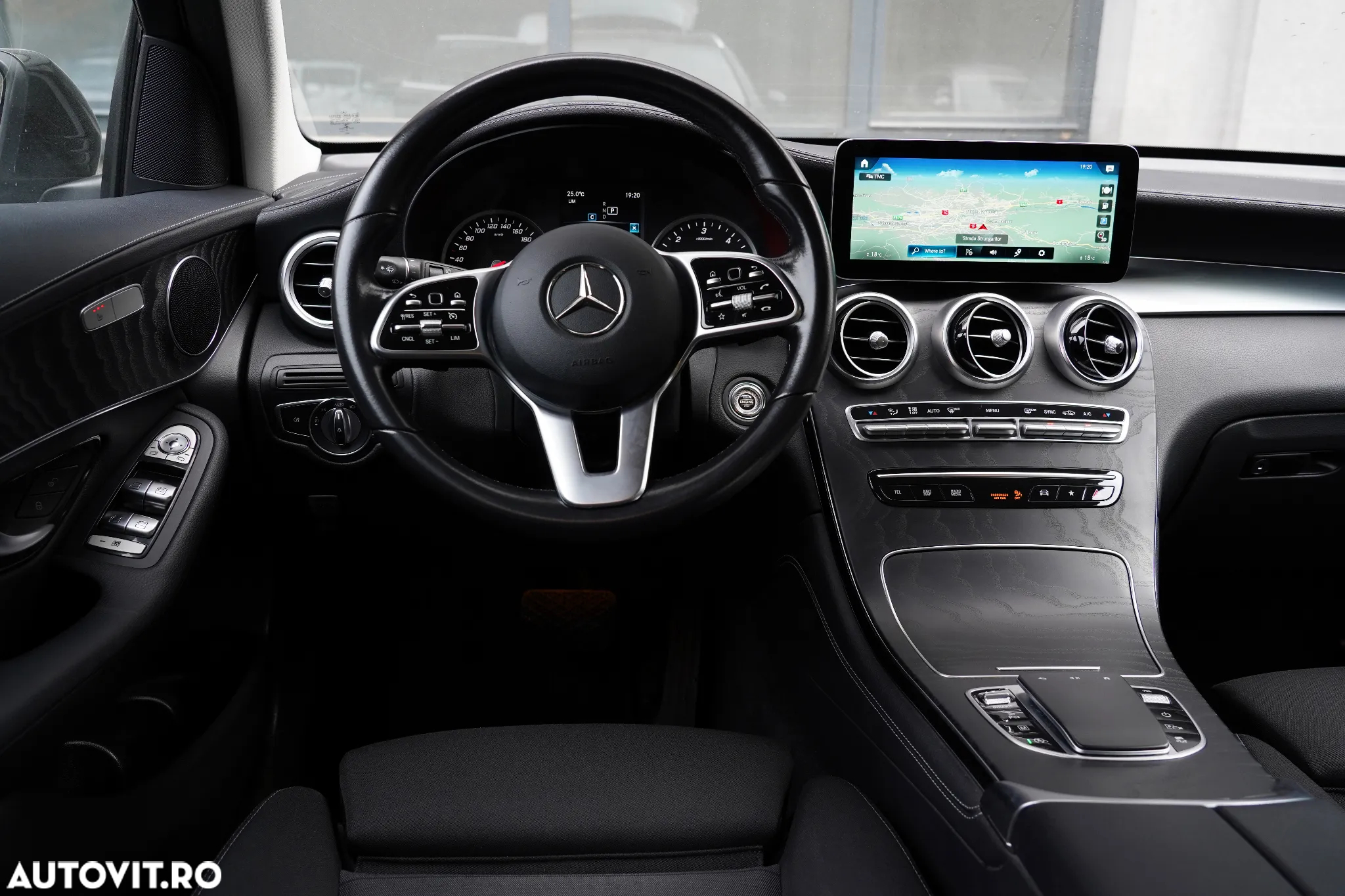 Mercedes-Benz GLC 220 d 4Matic 9G-TRONIC Avantgarde Advanced - 11
