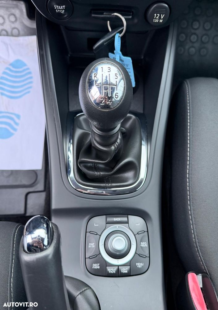 Renault Megane 1.5 dCi Sport Edition - 13