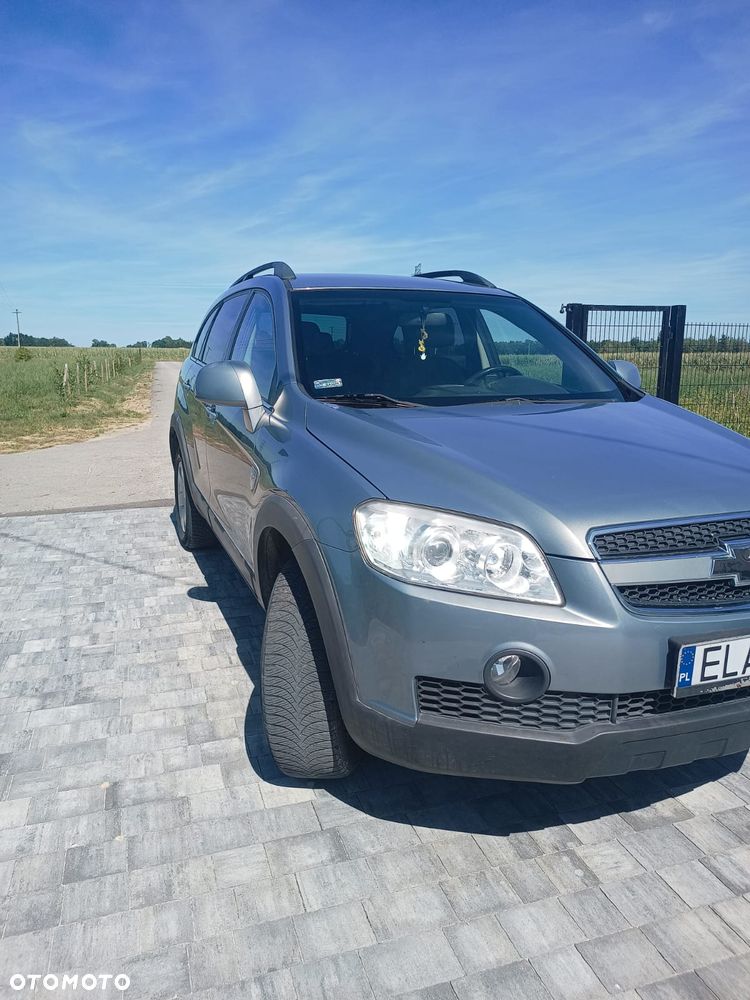 Chevrolet Captiva 2.4 LS - 2
