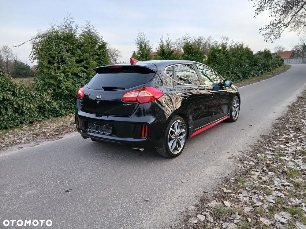 Kia Ceed 1.6 T-GDI GT L - 3